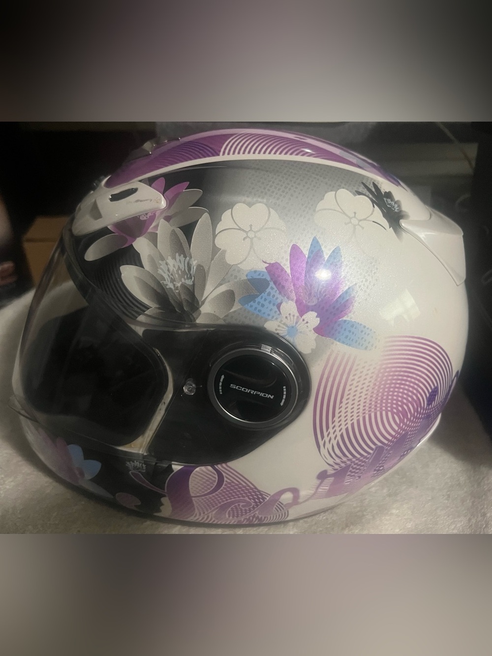 Scorpion Full-Face Motorcycle Helmet - White with Purple Floral Accents, Size XS